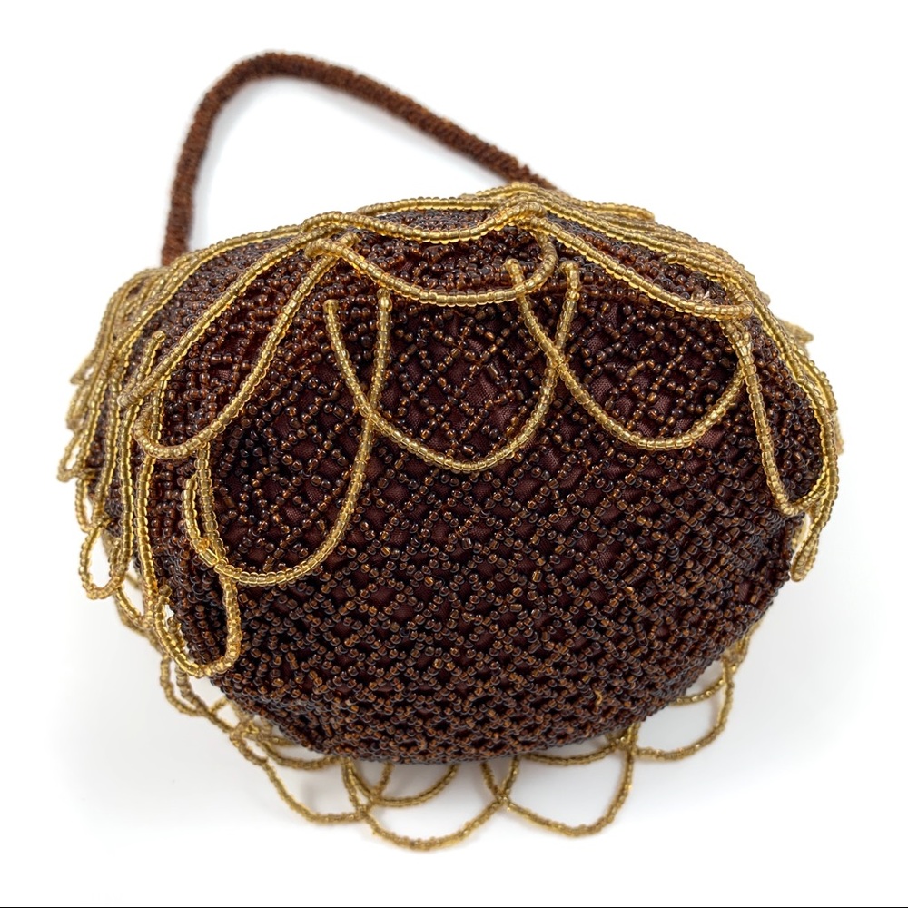 ❌SOLD❌ VTG brown and gold glass beaded scalloped mini bag - Picture 6 of 8